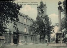 CPA Aix en Provence L'Hotel de Ville et la Tour de l'Horloge 