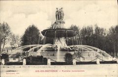 CPA Aix en Provence Fontaine monumentale 
