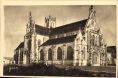 CPA La Douce France Bourg Ain Eglise de Brou Vue d'ensemble 