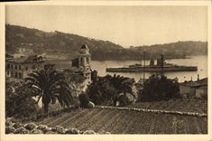 CPA La Douce France Cote d'Azur Villefranche L'Escadre en rade Bateau