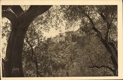 CPA La Douce France Cote d'Azur Eze AM Le Village vu a travers les olivers 