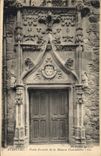 CPA Aurillac Porte d'entree de la Maison Consulaire Serpent