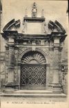CPA Aurillac Porte d'Entree du Musee 