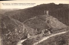 CPA Cantal Le Chateau d'Alleuze et la Petite Chapelle 