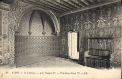 CPA Blois Le Chateau Aile Francois I Prie Dieu Henri III 