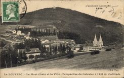 CPA La Louvesc Le Mont Chaix et la Ville Perspective du Calvaire 