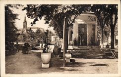 CPA Vals les Bains Square de la Source Vals les Bains St Jean et l'Eglise 
