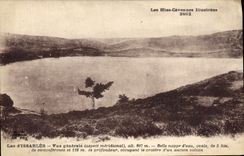 CPA Les Htes Cavennes Illustrees Lac d'Issarles Vue generale Belle nappe d'eau 