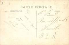 CPA Montmajour le Cloitre vu de la Route 