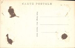 CPA Montmajour Cour du Cloitre et Abbaye du XVIII siecle 