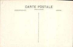 CPA Abbaye de Montmajour XII siecle a gauche le donjon ou tour de defense XIV siecle 