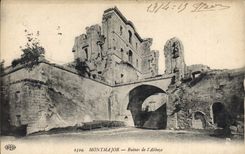 CPA Montmajour Ruines de l'Abbaye 