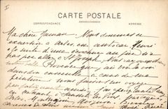 CPA Abbaye de Montmajour XII siecle a gauche le donjon ou tour de defense XIV siecle 