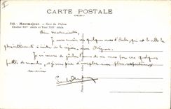 CPA Montmajour Cour du Cloitre Clocher XIV siecle et Tour XIII siecle 