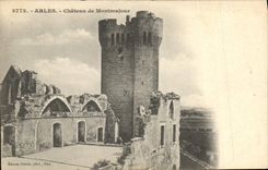 CPA Arles chateau de Montmajour 