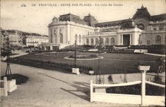 CPA Trouville Reine des Plages un coin du Casino 