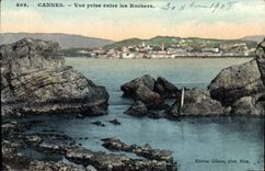 CPA Cannes vue prise entre les Rochers 