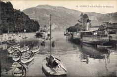 CPA Annecy Le Port et les Bateaux 