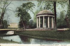 CPA Versailles le petit Trianon le Temple de l'Amour 