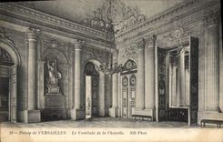 CPA Palais de Versailles Le Vestibule de lam Chapelle 