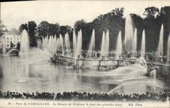 CPA Parc de Versailles Le Bassin de Neptune le jour des grandes eaux 