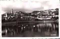CPA La Cigogne Menton La vieille ville vue prise du Port 
