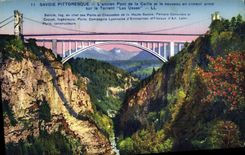 CPA Savoie Pittoresque L'ancien Pont de la Caille et le nouveau en ciment arme sur le Torrent Les Us