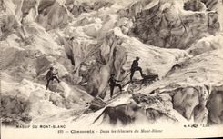 CPA Massif du Mont Blanc Chamonix Dans les Glaciers du Mont Blanc 