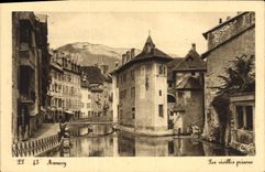 CPA Annecy Les vieilles prisons 