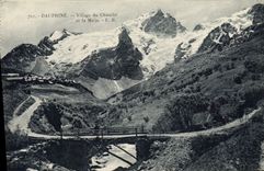 CPA Dauphine Village du Chazelet et la Meije 