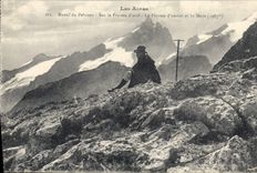 CPA Massif du Pelvoux Sur le Peyron d'Aval Le Peyron d'Amont et la Meije 