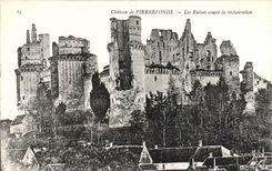 CPA Chateau de Pierrefonds Les Ruines avant la restauration 