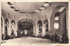 CPA Vichy Le Hall des Celestins 
