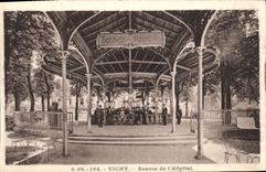 CPA Vichy Source de l'Hopital 