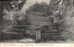 CPA Coutances Le Colimacon du Jardin Public 