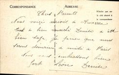 CPA Auxerre le Pont Paul Bert ce pont qu'on apelle aussi le Vieux Pont sert a Franchire l'Yonne quan