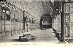 CPA Chateau de Pierrefonds la salle des Preuses 