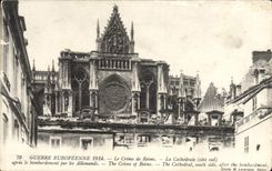 CPA Guerre Europeenne 1914 le Crime de Reims la Cathedrale cote sud apres le bombardement par les Al