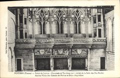 CPA Poitiers Vienne Palais de Justice Cheminee et Vesrieres de la Salle des Pas Perdus Ancien Palais