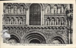 CPA Poitiers Vienne Eglise Notre Dame la Grande Statues de Sainte Hitaire La Vie Mystique de la Vier