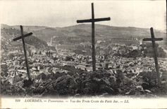 CPA Lourdes Panorama Vue des Trois Croix du Petit Jer 