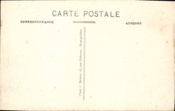 CPA Les Saintes Maries de la Mer B du R La Basilique et Courses de Taureaux sauvages Corrida