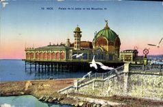 CPA Nice Palais de la Jetee et les Mouettes 