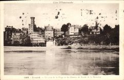 CPA Cote d'Emeraude Dinard un coin de la plage et du chemin de Ronde de la Malouine 