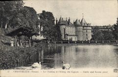 CPA Chastellux Yonne Le Chateau et l'Etang des Cygnes 