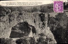 CPA Vallee de la Cure Pierre Perthuis les Sites Pittoresques vue generale de la Roche Percee et des 