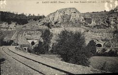 CPA Saint More Yonne les Deux Tunnels cote sud 