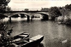 CPA Couterne Orne le Pont et la Mayenne 