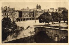 CPA Metz Moselle la Place de la Comedie et le Theatre 