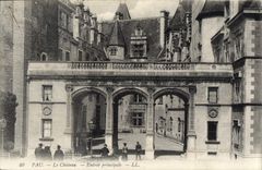 CPA Pau le chateau entree principale 